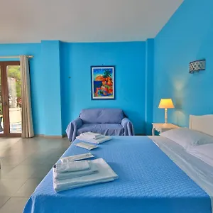 Apartment I Giardini Di Limoni By Klabhouse